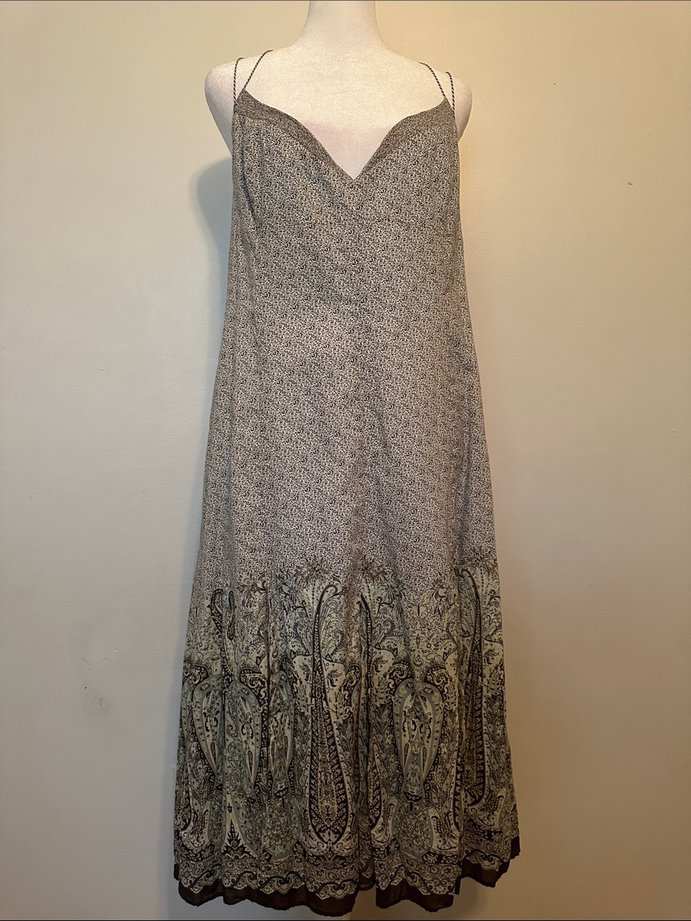 Gianni Bini Gray Paisley Slip Maxi Dress Size 12.